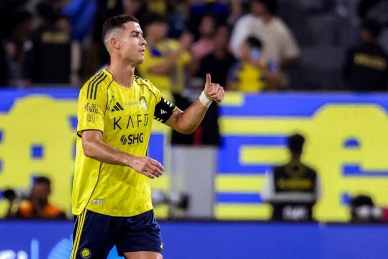 Al Nassr Libas Al Riyadh 5-1 di Al Awwal Park