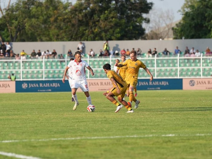 Malut United Menang 1-0 atas Bhayangkara di Stadion PKOR Sumpah Pemuda